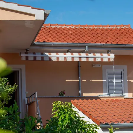 Azure Sands Korina Apartman Preko